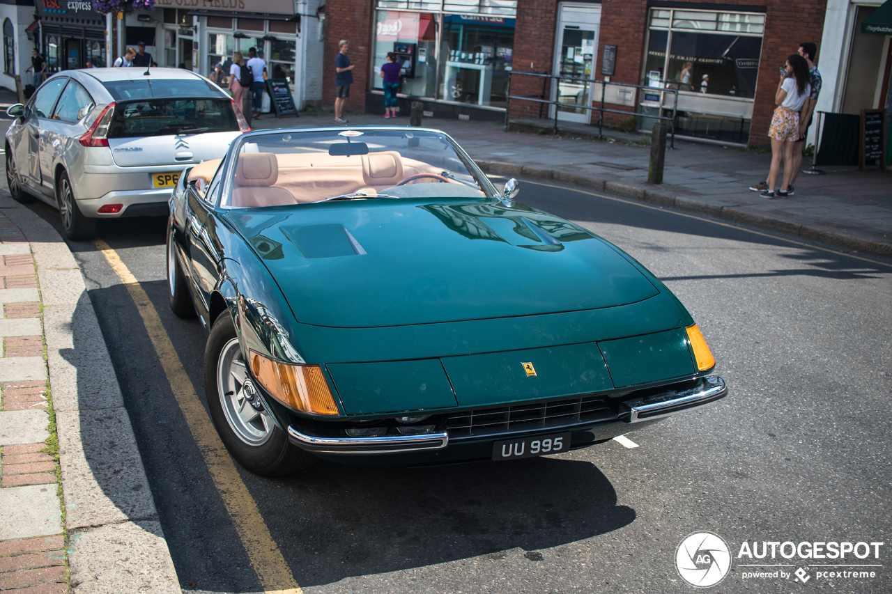 Ferrari 365 GTS/4 Daytona