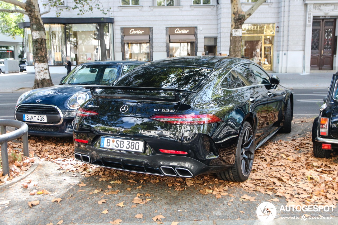 Mercedes-AMG GT 63 S X290