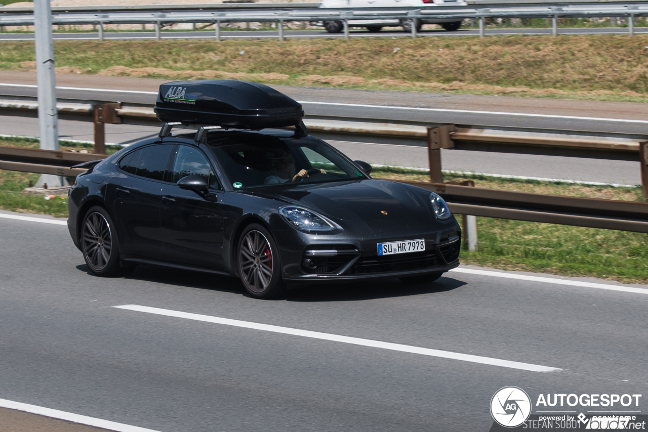 Porsche 971 Panamera Turbo