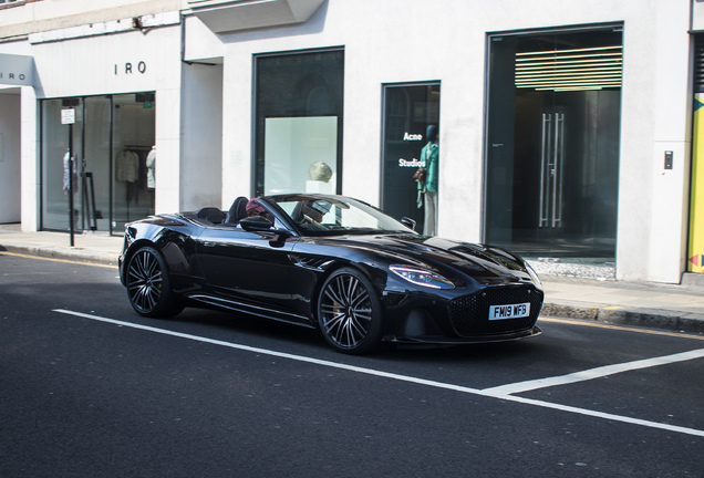 Aston Martin DBS Superleggera Volante