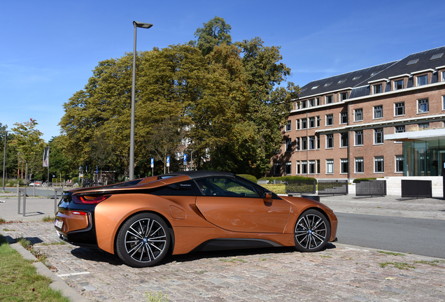 BMW i8 Roadster