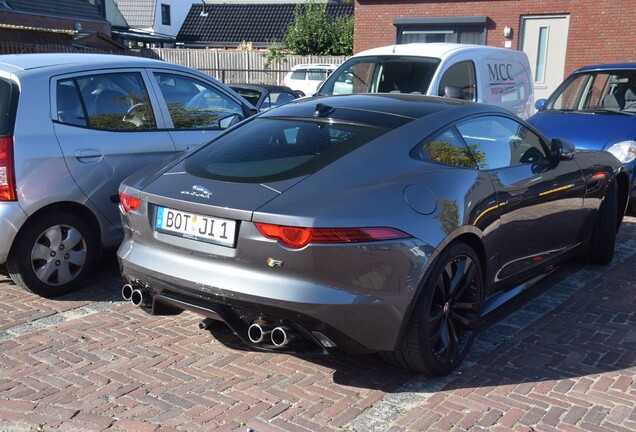 Jaguar F-TYPE R Coupé