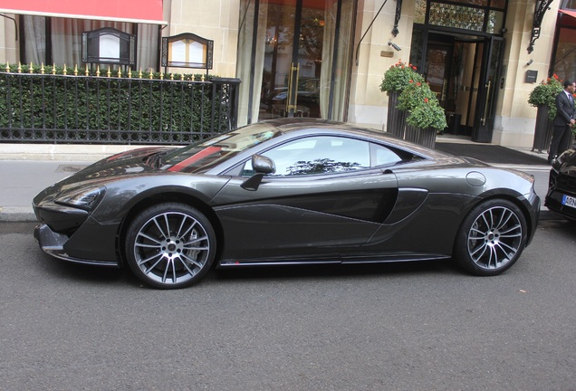 McLaren 570S