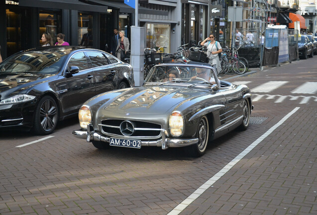 Mercedes-Benz 300SL Roadster