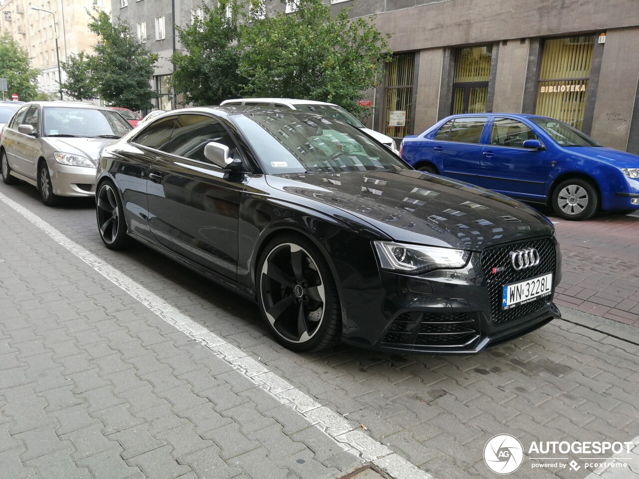 Audi RS5 B8 2012