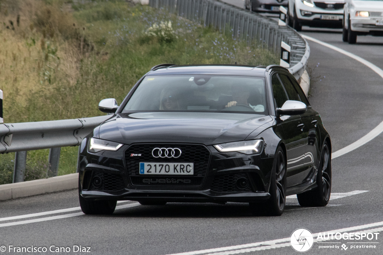 Audi RS6 Avant C7 2015