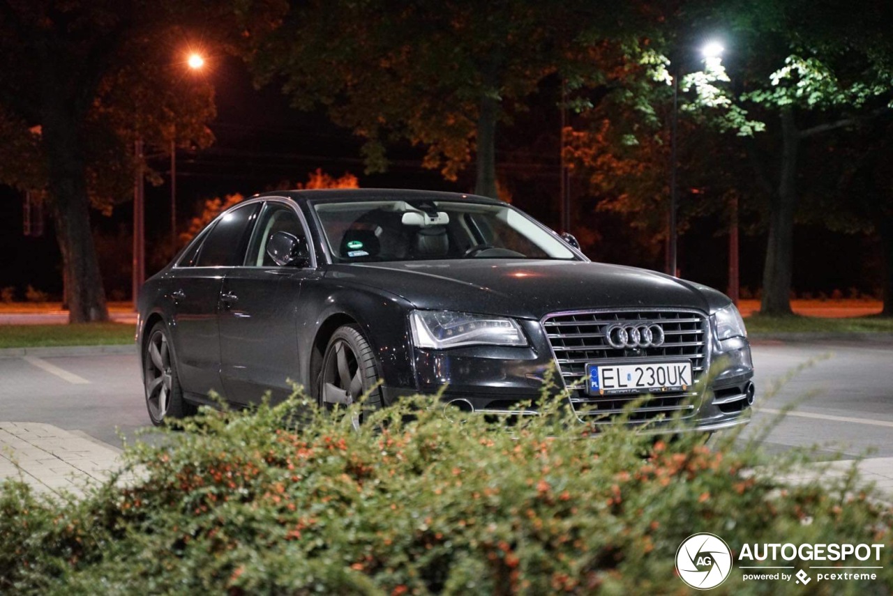 Audi S8 D4