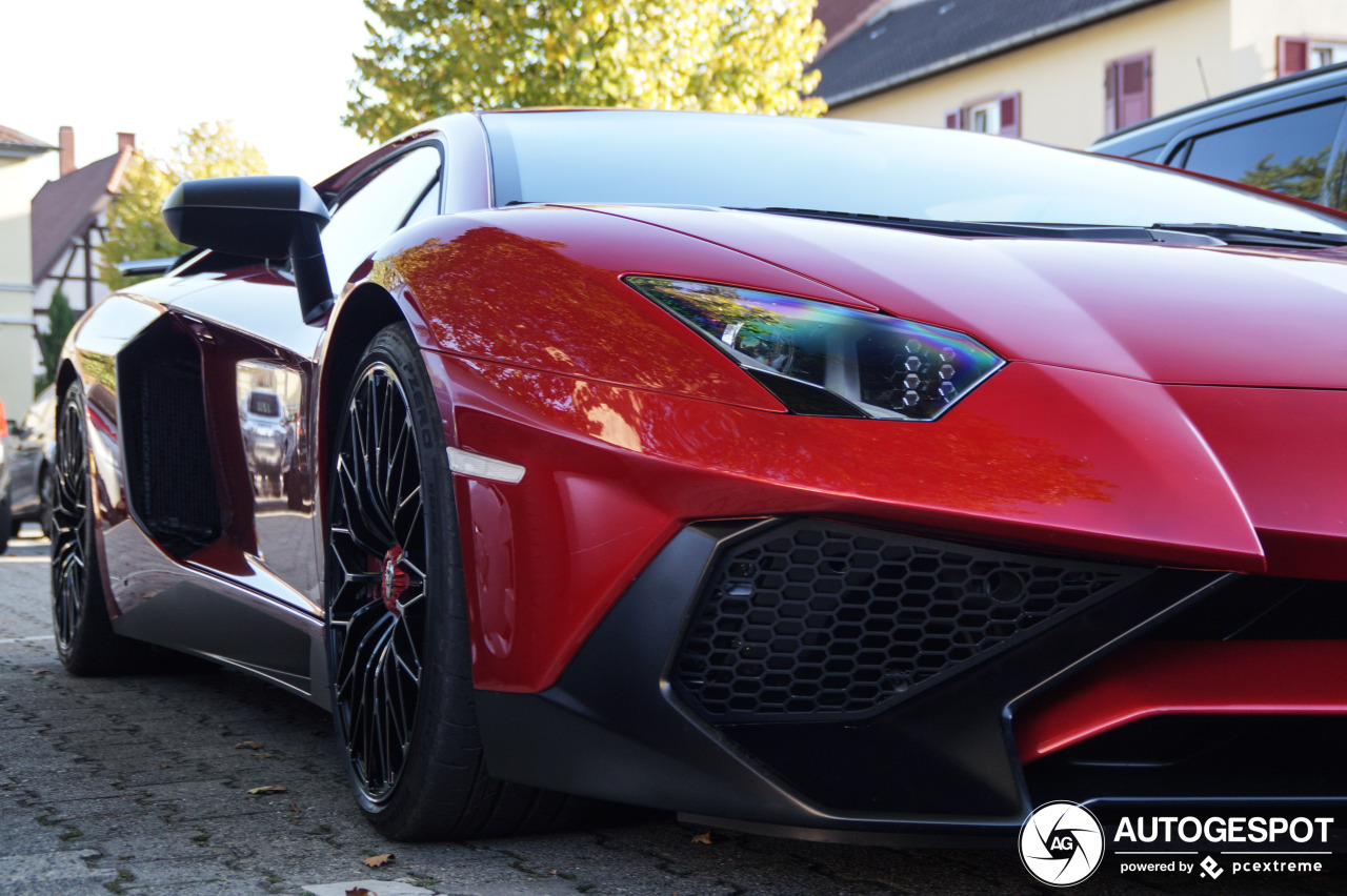 Lamborghini Aventador LP750-4 SuperVeloce