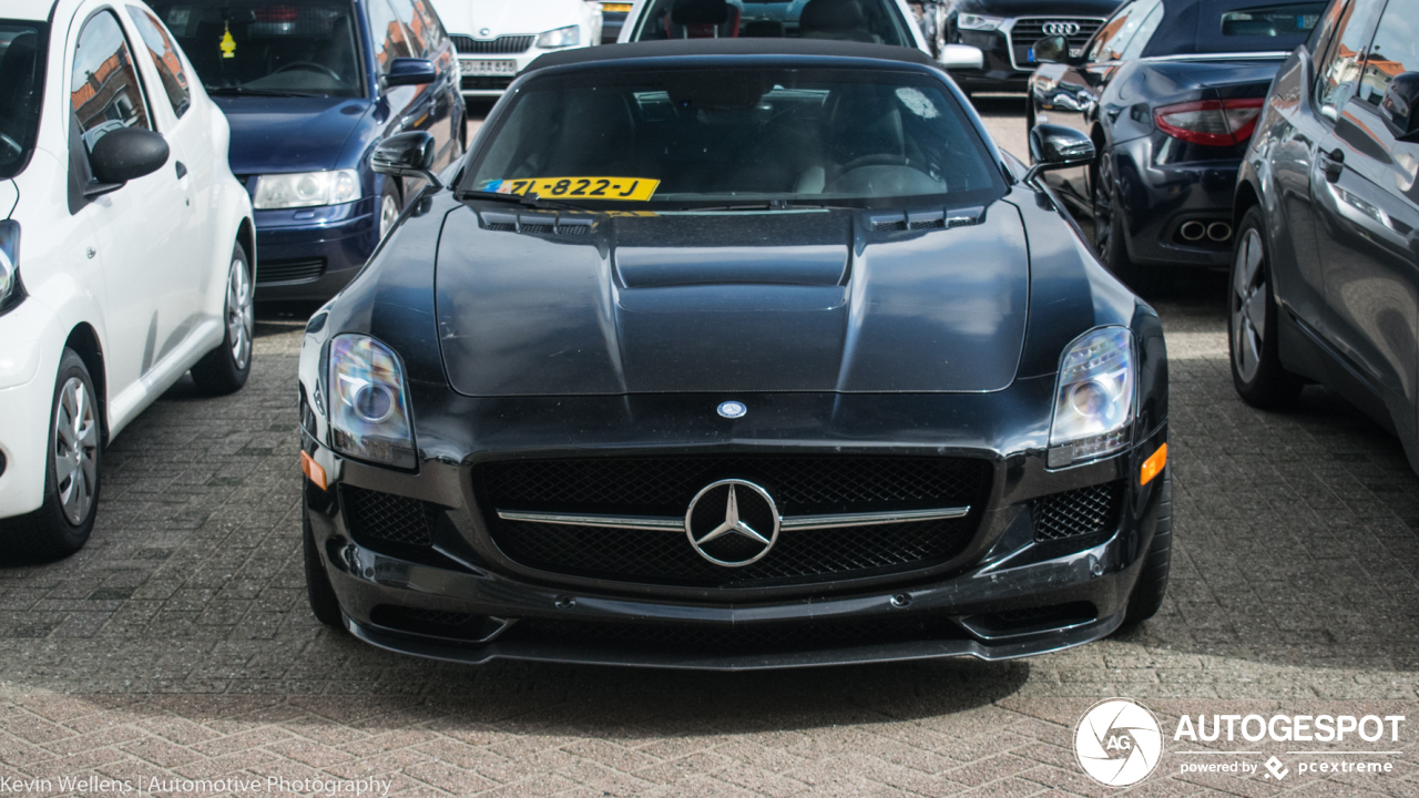 Mercedes-Benz SLS AMG GT Roadster Final Edition