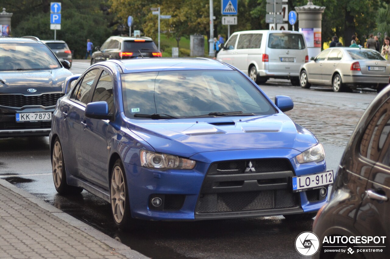 Mitsubishi Lancer Evolution X