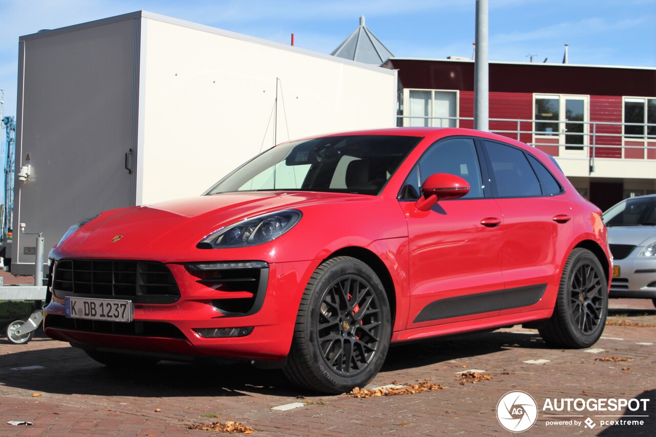 Porsche 95B Macan GTS