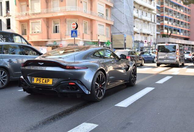 Aston Martin V8 Vantage 2018