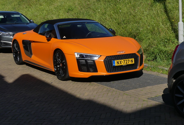 Audi R8 V10 Spyder 2016