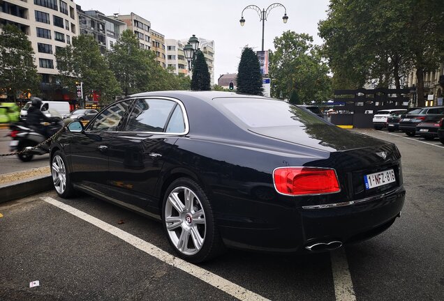 Bentley Flying Spur V8