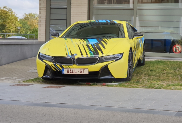 BMW i8