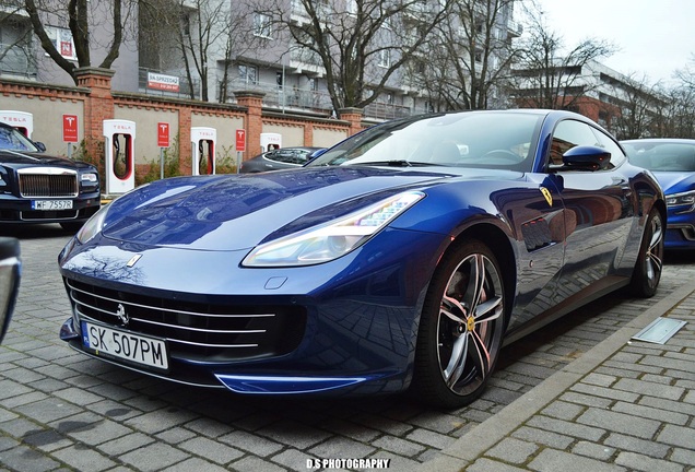 Ferrari GTC4Lusso