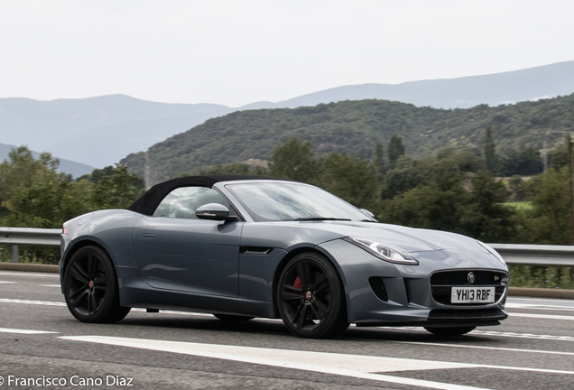 Jaguar F-TYPE S V8 Convertible