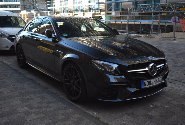 Mercedes-AMG E 63 S W213