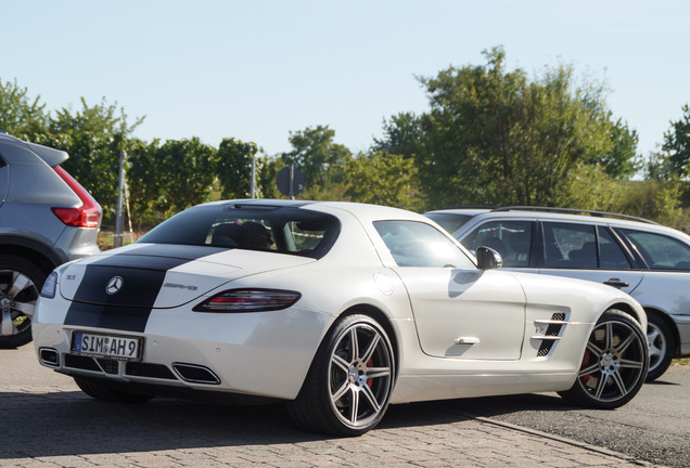 Mercedes-Benz SLS AMG