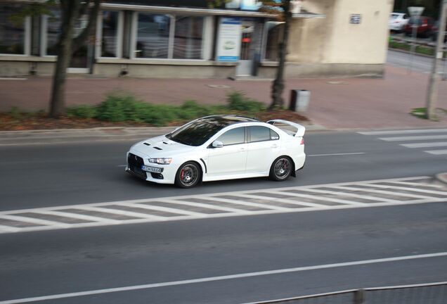 Mitsubishi Lancer Evolution X