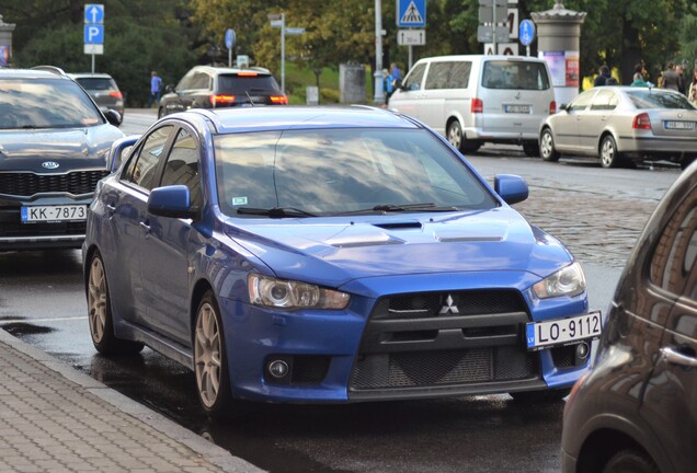 Mitsubishi Lancer Evolution X