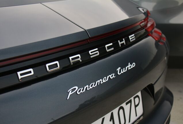 Porsche 971 Panamera Turbo