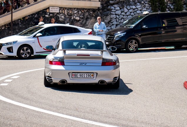 Porsche 996 GT2