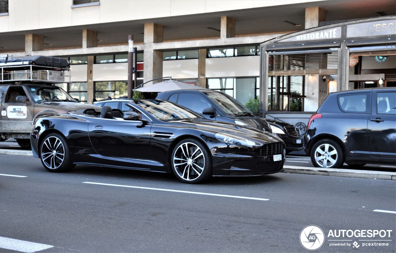 Aston Martin DBS Volante Carbon Black Edition