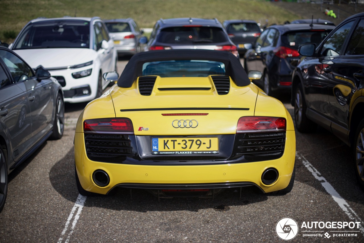 Audi R8 V10 Spyder 2013