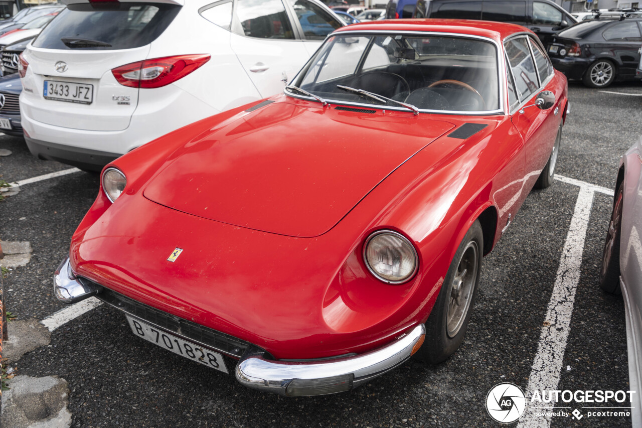 Ferrari 365 GT 2+2