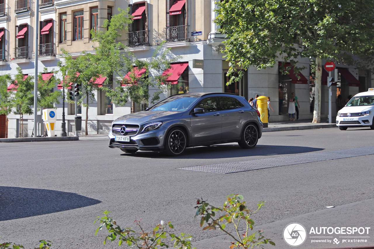 Mercedes-AMG GLA 45 X156