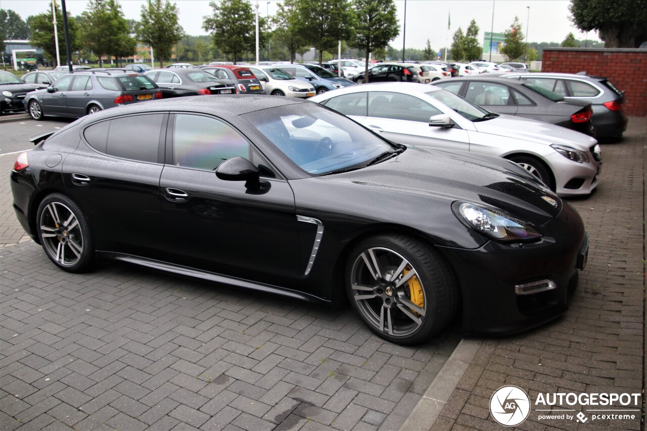 Porsche 970 Panamera Turbo S MkI