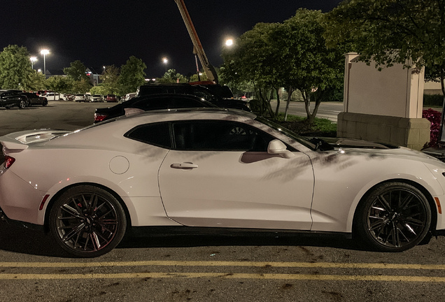 Chevrolet Camaro ZL1 2016