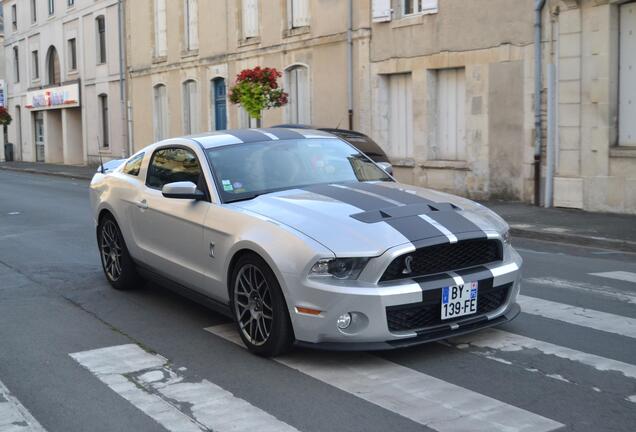 Ford Mustang Shelby GT500 2010