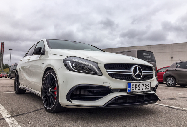 Mercedes-AMG A 45 W176 2015