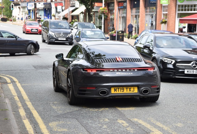 Porsche 992 Carrera 4S