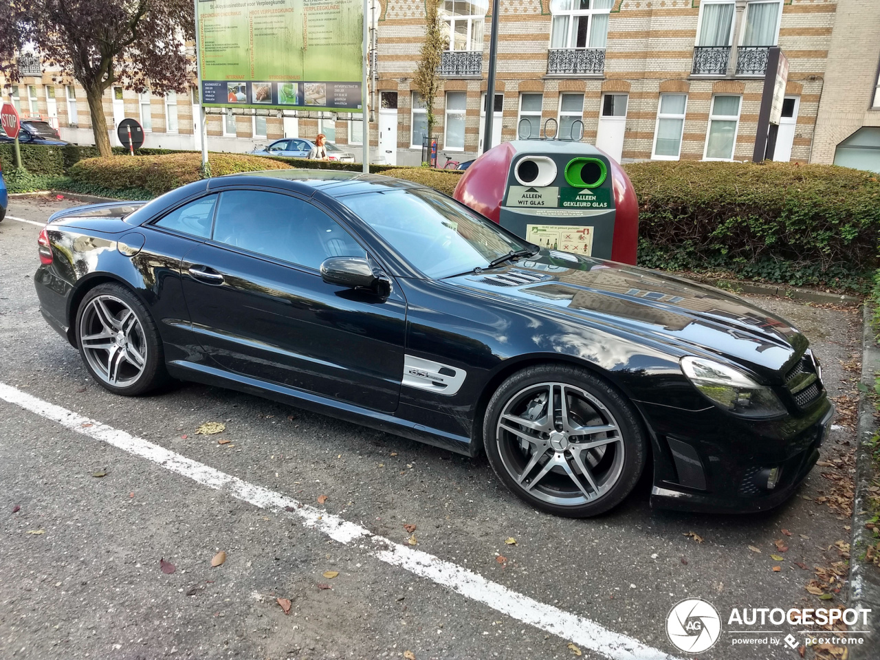 Mercedes-Benz SL 63 AMG