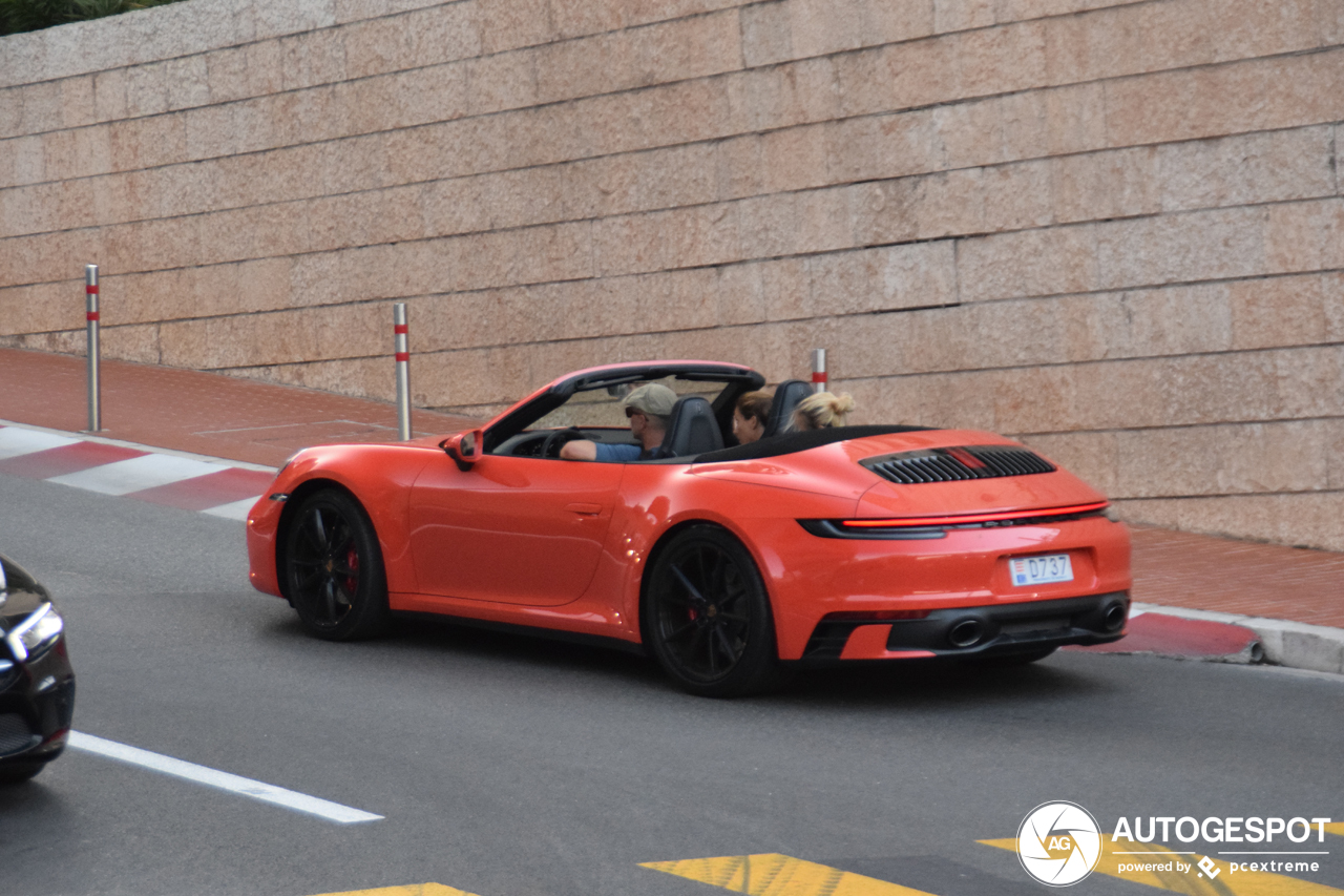 Porsche 992 Carrera 4S Cabriolet