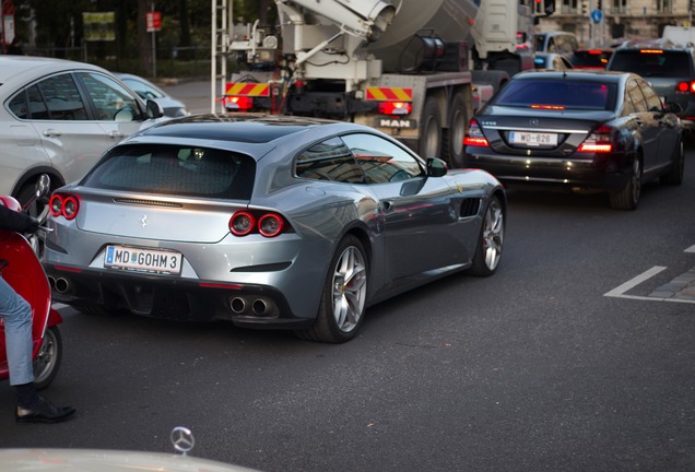 Ferrari GTC4Lusso