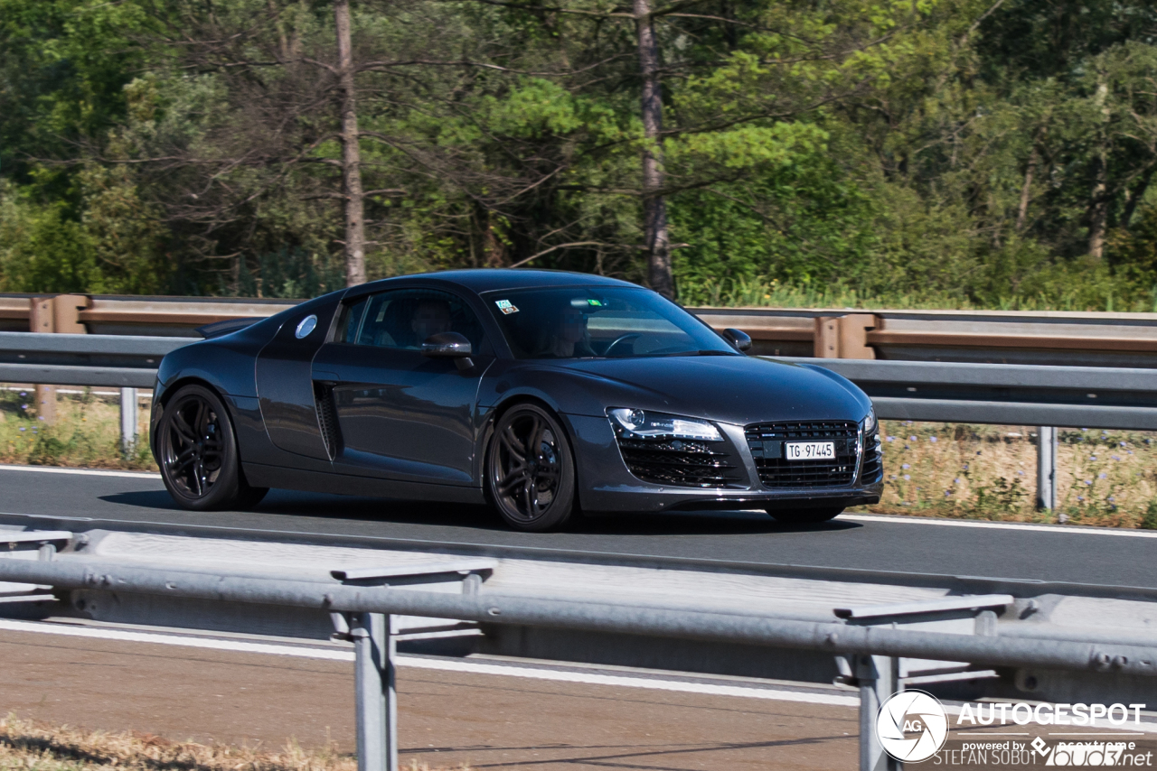 Audi R8