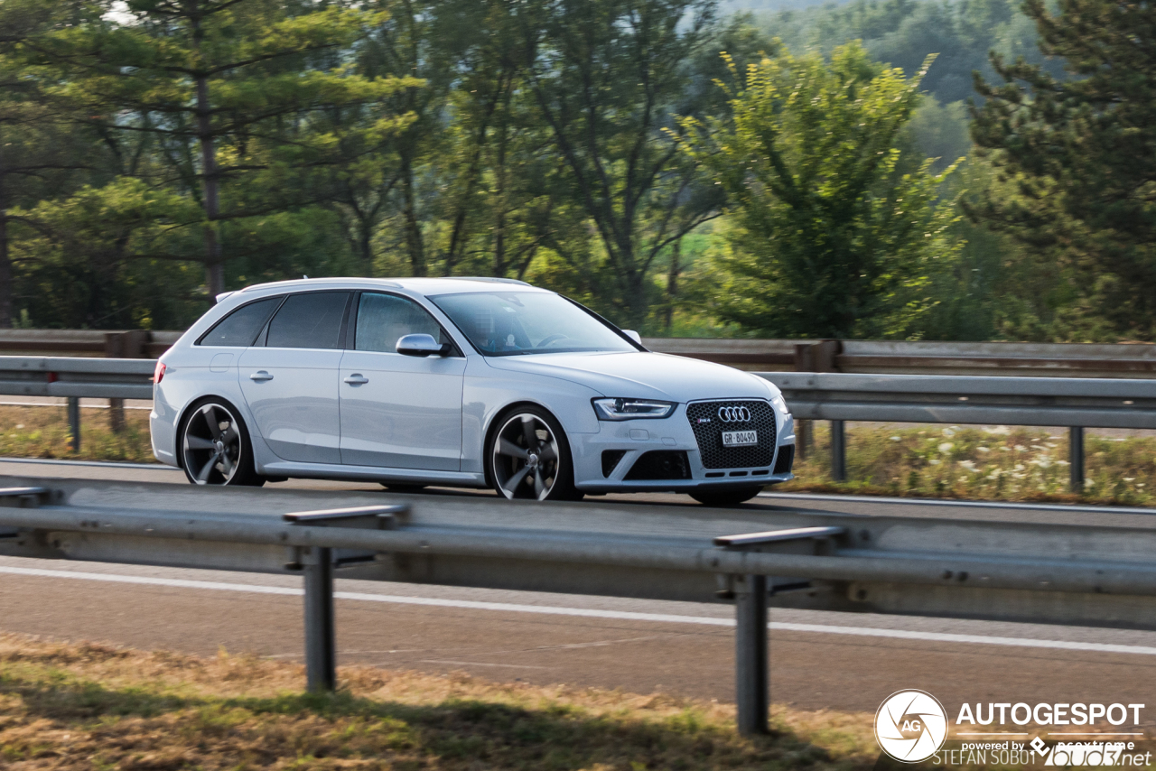 Audi RS4 Avant B8