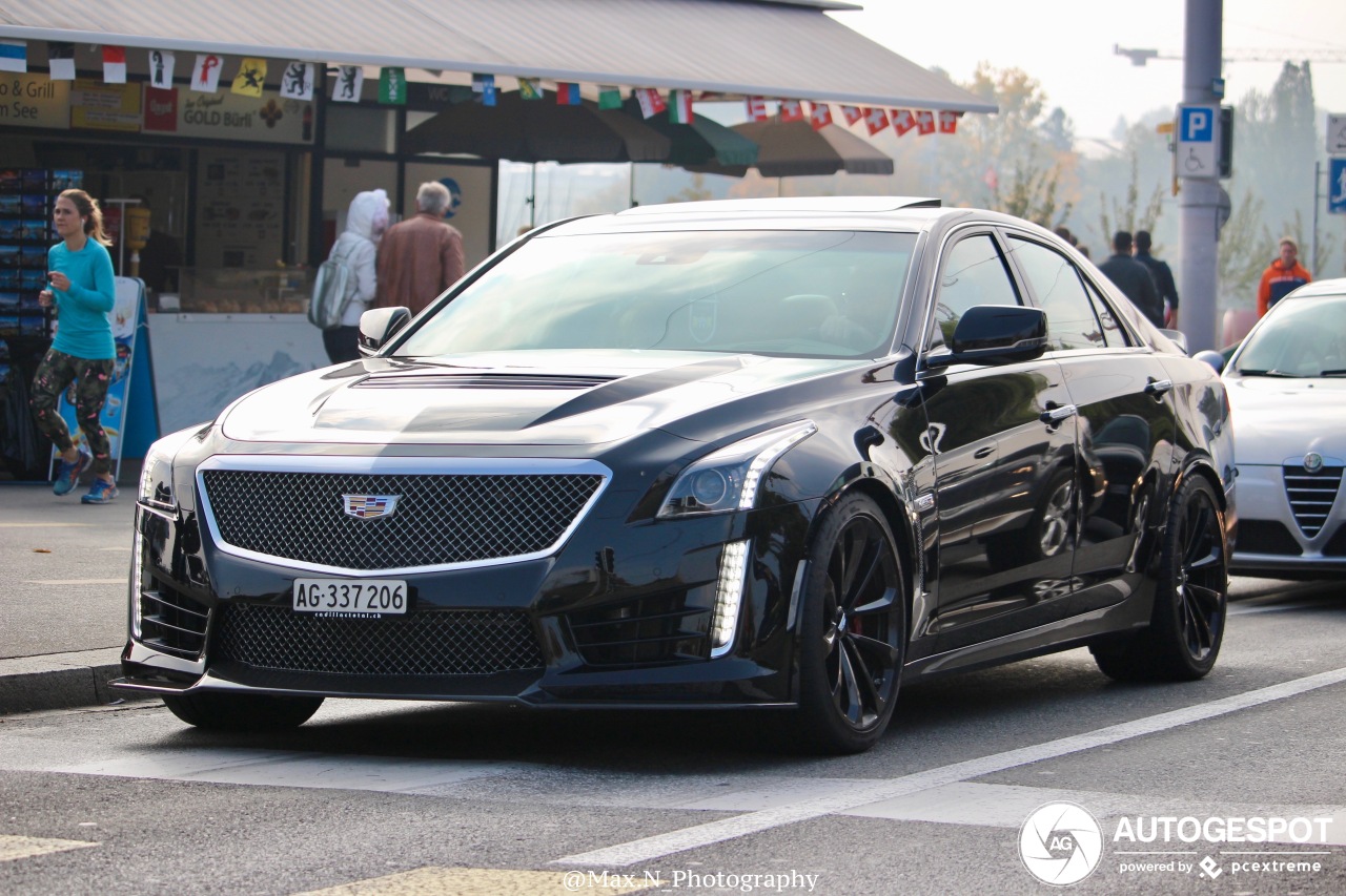 Cadillac CTS-V 2015