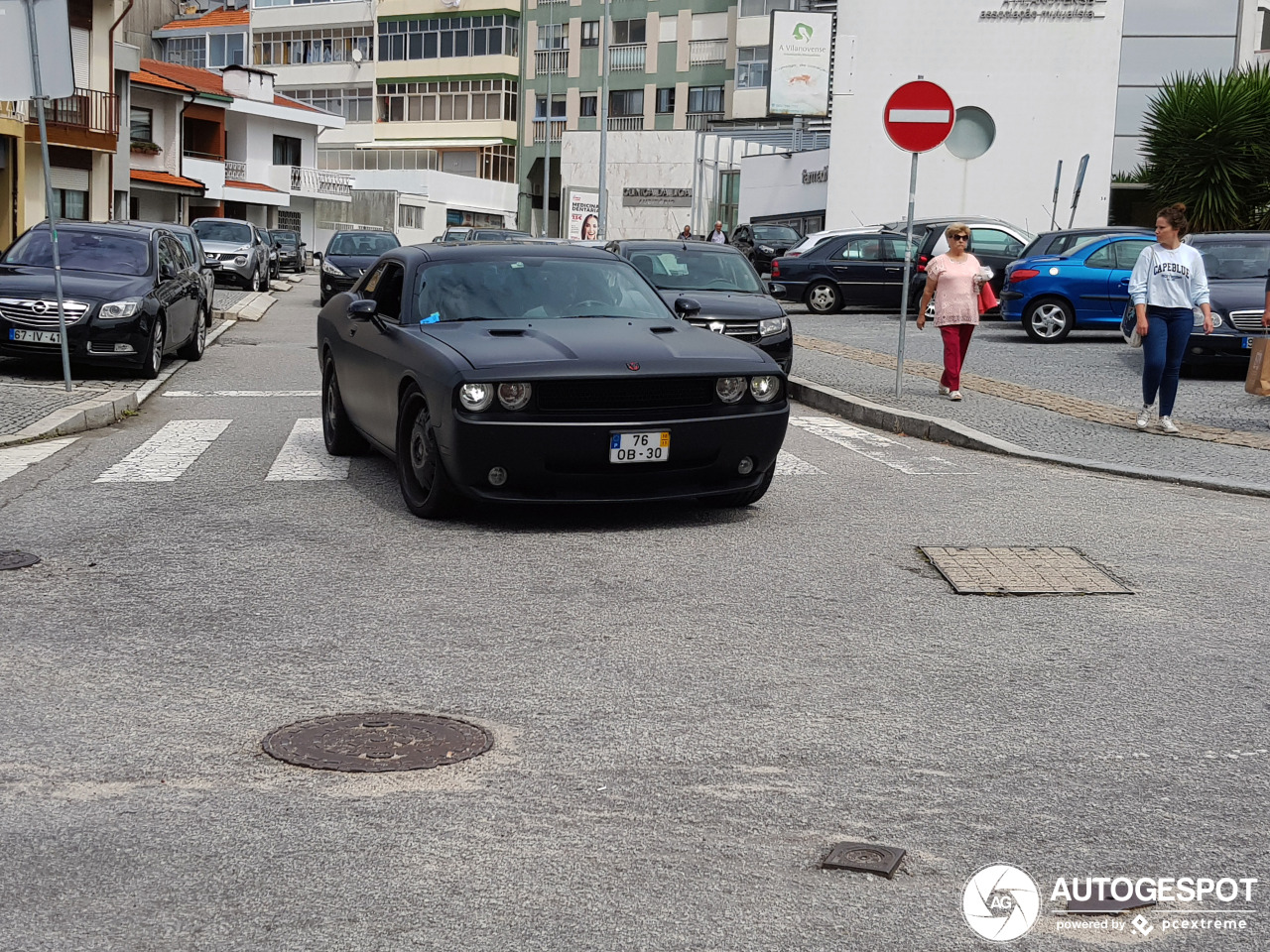 Dodge Challenger SRT-8