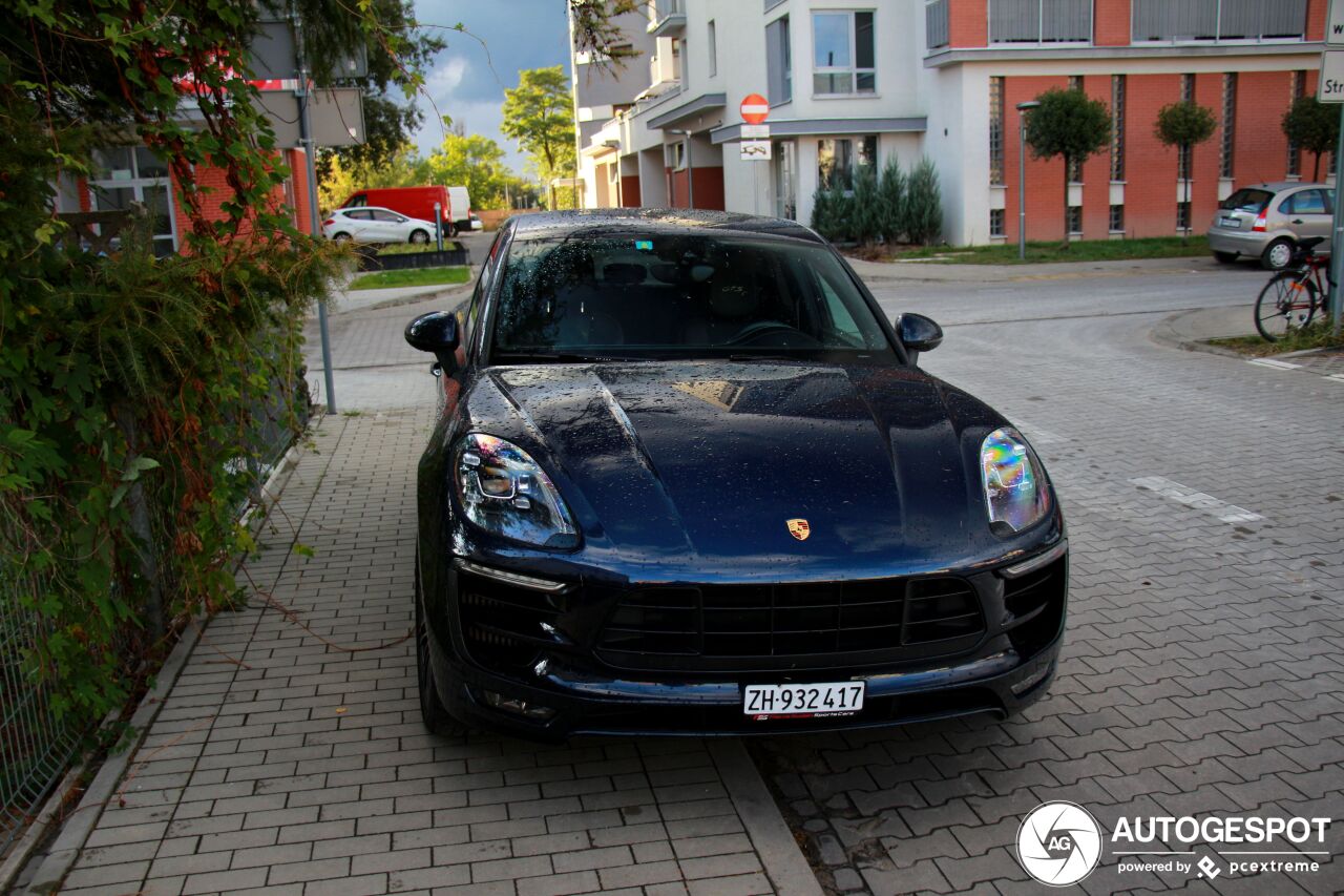 Porsche 95B Macan GTS