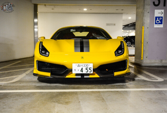 Ferrari 488 Pista