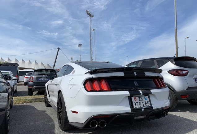 Ford Mustang Shelby GT350 2015