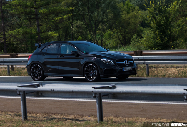 Mercedes-AMG GLA 45 X156