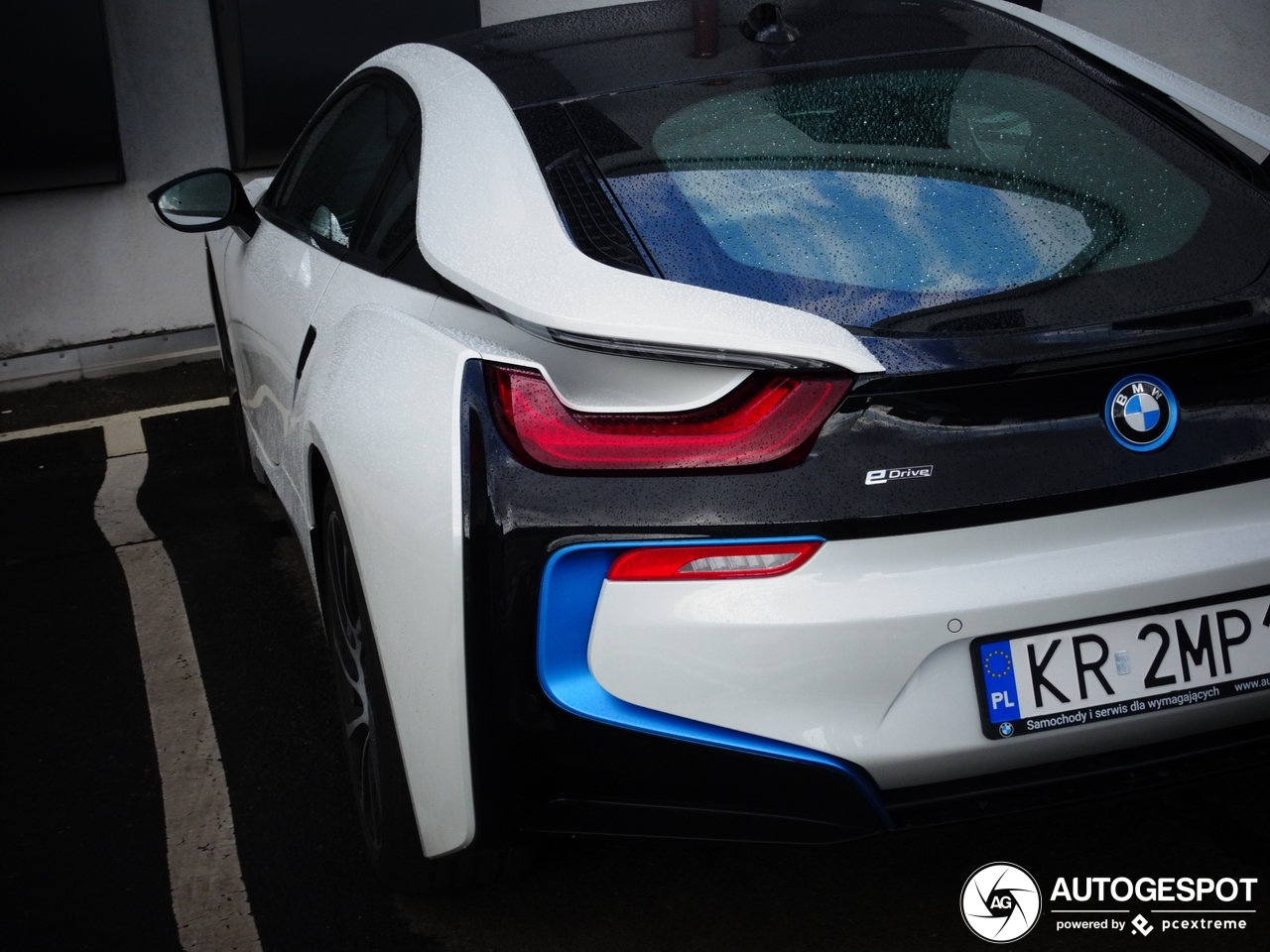 BMW i8