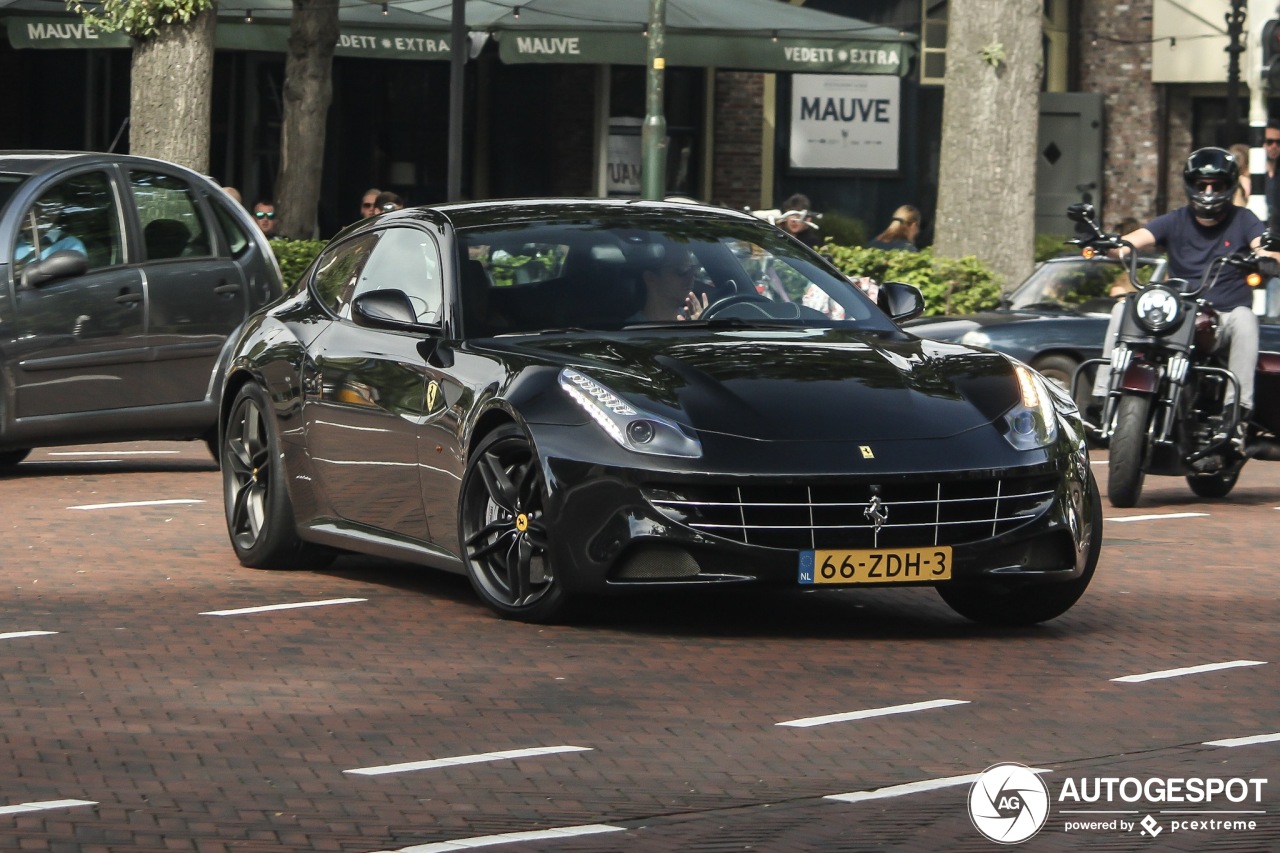 Ferrari FF