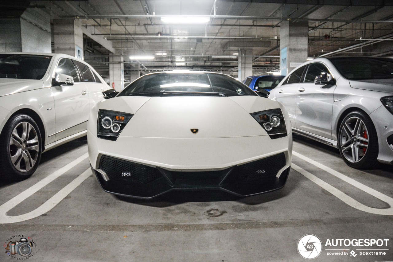 Lamborghini Murciélago LP670-4 SuperVeloce